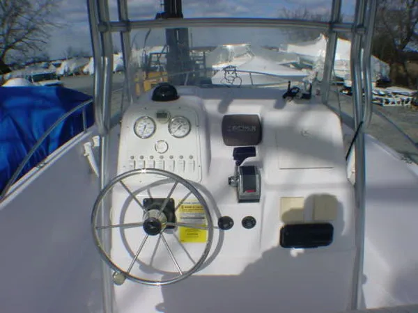 Slide: The Image of Pro-Line Center Console 2003 - 3