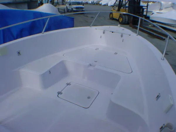 Slide: The Image of Pro-Line Center Console 2003 - 4