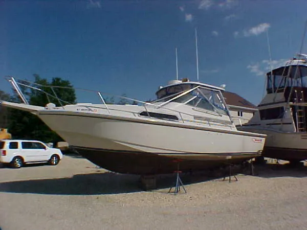 Slide: The Image of Boston Whaler Sportfisherman 1990 - 0