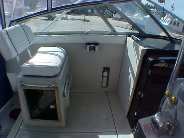 Slide: The Image of Boston Whaler Sportfisherman 1990 - 5
