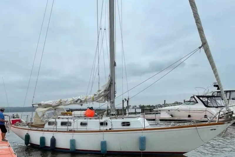 Slide: The Image of 37' Tartan 1969 - 19