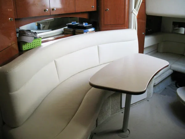 Slide: The Image of Sea Ray 320 Sundancer 2004 - 7