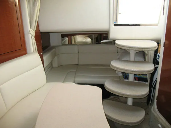 Slide: The Image of Sea Ray 320 Sundancer 2004 - 8