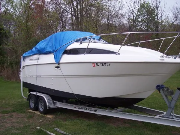 Slide: The Image of Bayliner 2455 2001 - 5