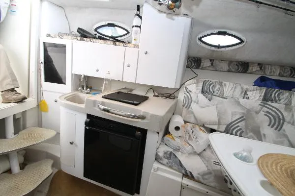 Slide: The Image of Wellcraft 290 Coastal 2000 - 10