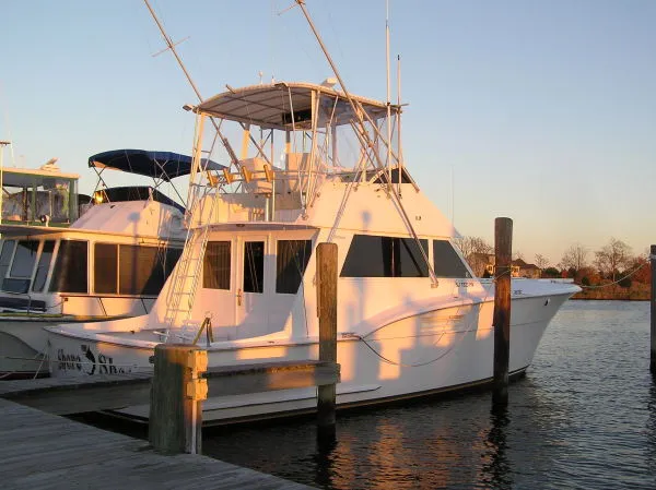 Slide: The Image of Hatteras 42 Sportfisherman 1971 - 1