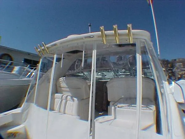 Slide: The Image of Sea Ray Amberjack 2001 - 5