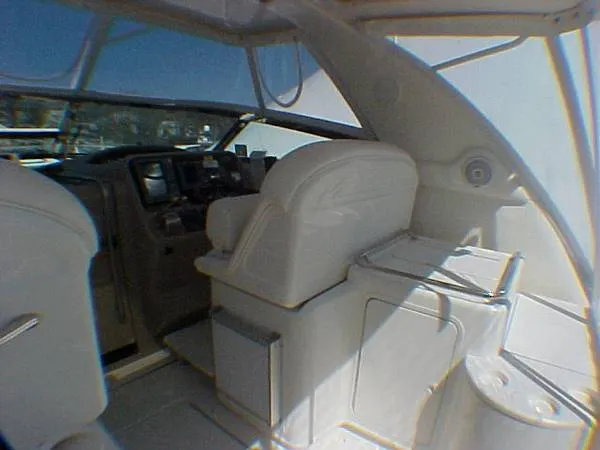Slide: The Image of Sea Ray Amberjack 2001 - 8