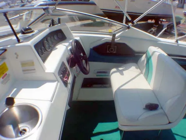Slide: The Image of Wellcraft ECLIPSE 232 BOWRIDER-1994 1994 - 8