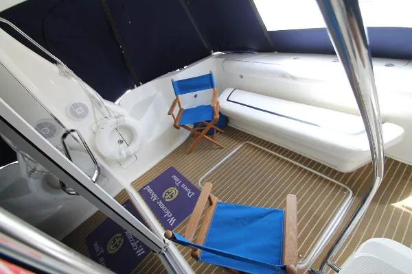 Slide: The Image of Sea Ray 44 Sedan Bridge 2007 - 10
