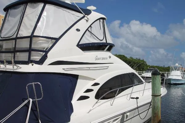 Slide: The Image of Sea Ray 44 Sedan Bridge 2007 - 6