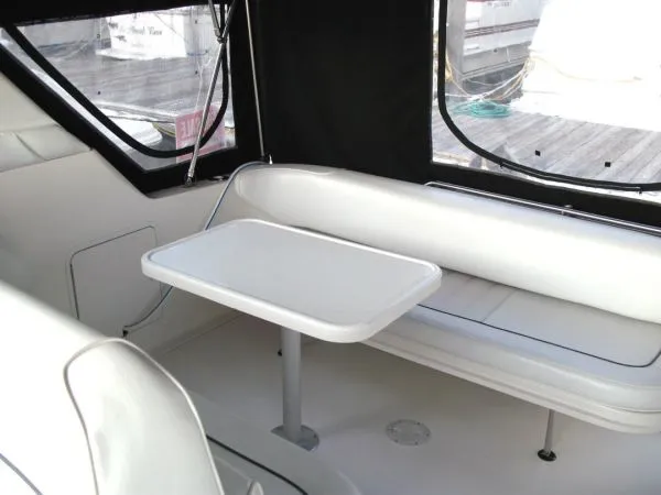 Slide: The Image of Sea Ray 330 Sundancer 1995 - 2