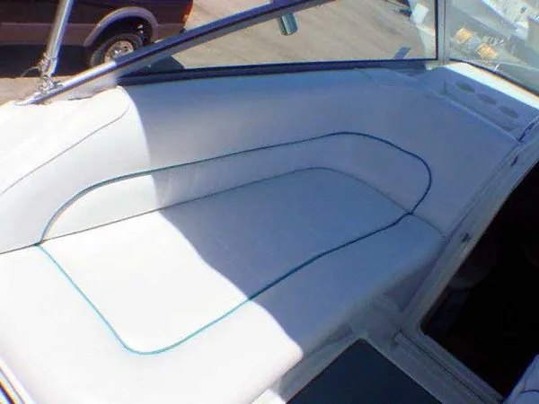 Slide: The Image of Sea Ray SUNDANCER 270-1995 1995 - 11