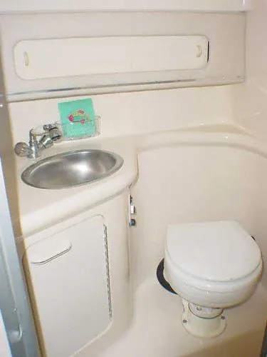 Slide: The Image of Sea Ray SUNDANCER 270-1995 1995 - 6