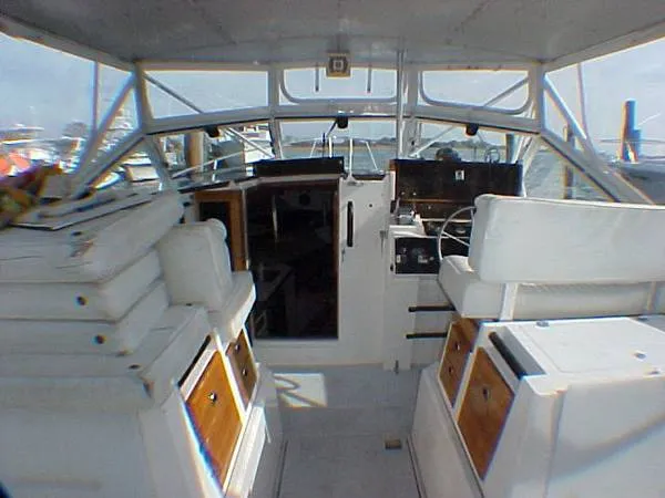 Slide: The Image of Black Watch 30 Sportfisherman 1989 - 4