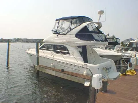 Slide: The Image of Bayliner 3488 COMMAND BRIDGE-2002 2002 - 0