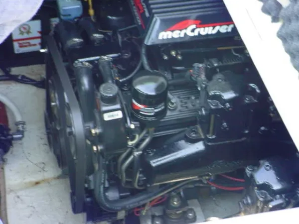 Slide: The Image of Monterey 322 CRUISER-1999 1999 - 10