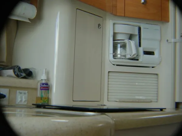 Slide: The Image of Monterey 322 CRUISER-1999 1999 - 8