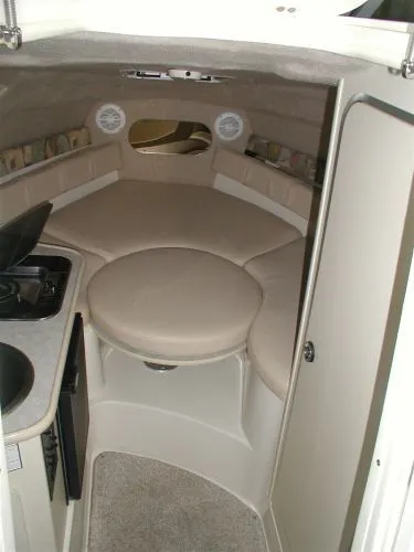 Slide: The Image of Stingray 240 CS 2004 - 8