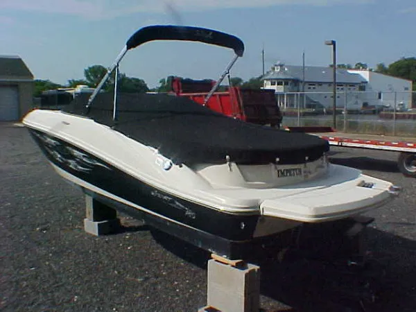 Slide: The Image of Sea Ray 185 Sport 2006 - 2