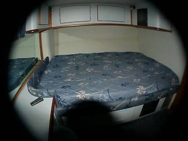 Slide: The Image of Sea Ray 1989 380 AFT CABIN 1989 - 5