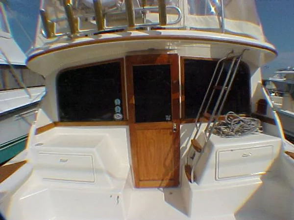 Slide: The Image of Ocean Yachts 32 Super Sport-1990 1990 - 5