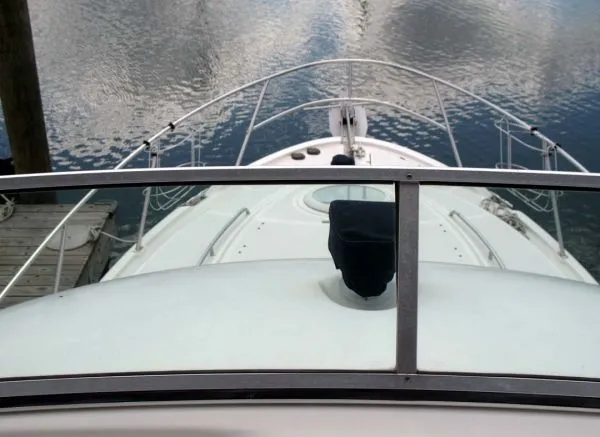 Slide: The Image of Bayliner 3488 Command Bridge 2002 - 5