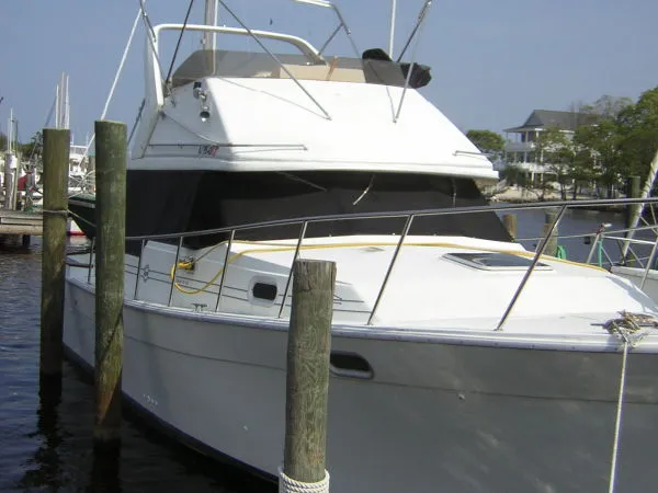 Slide: The Image of Bayliner 3288 MY 1994 - 1