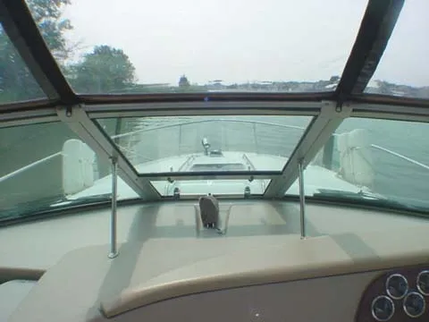 Slide: The Image of Sea Ray 310 SUNDANCER-1998 1998 - 3