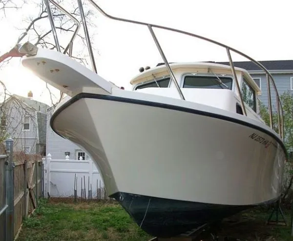 Slide: The Image of Parker Marine 2520 SL Pilothouse 2006 - 2