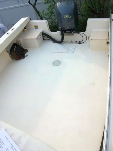 Slide: The Image of Parker Marine 2520 SL Pilothouse 2006 - 6