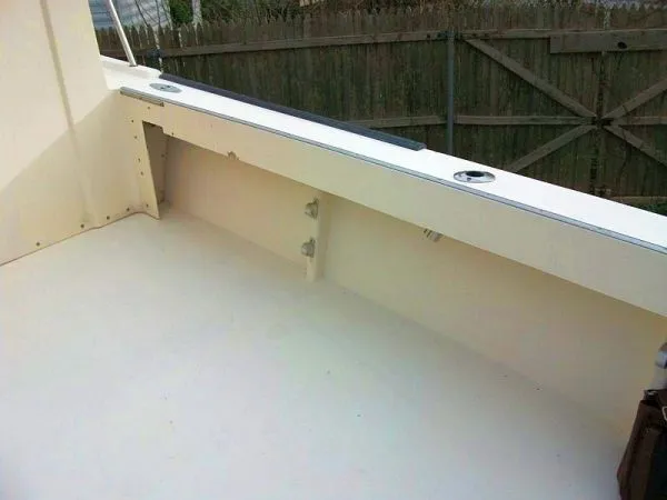 Slide: The Image of Parker Marine 2520 SL Pilothouse 2006 - 9