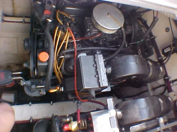 Slide: The Image of Chris-Craft 322 CROWNE-1993 1993 - 2