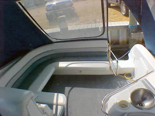 Slide: The Image of Chris-Craft 322 CROWNE-1993 1993 - 3