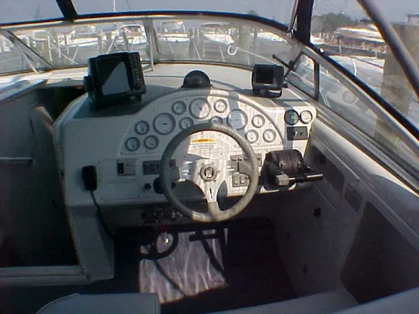 Slide: The Image of Chris-Craft 322 CROWNE-1993 1993 - 6