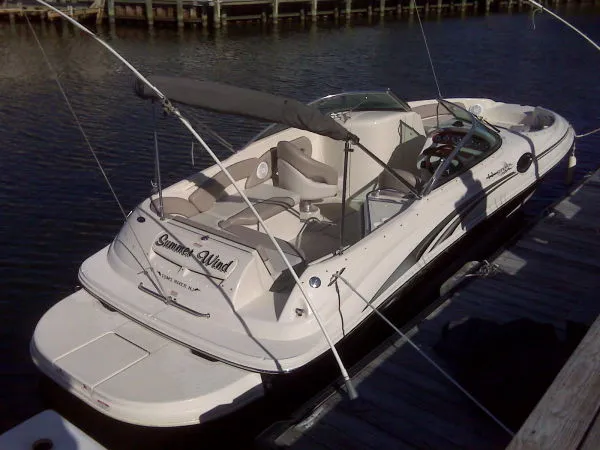 Slide: The Image of Sea Ray 240 Sundeck 2004 - 1