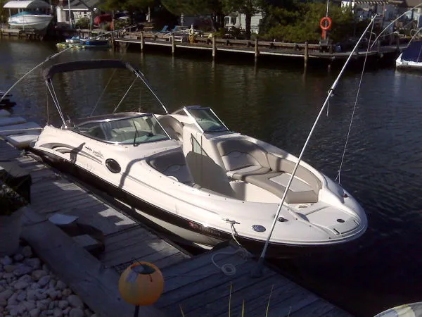 Slide: The Image of Sea Ray 240 Sundeck 2004 - 6