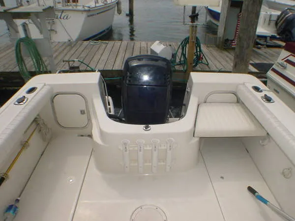 Slide: The Image of Bayliner 2000 Trophy 2000 - 2