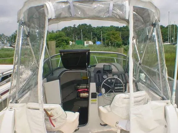 Slide: The Image of Bayliner 2000 Trophy 2000 - 5