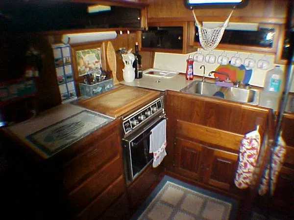 Slide: The Image of Californian 38 MOTOR YACHT-1984 1984 - 3