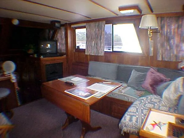 Slide: The Image of Californian 38 MOTOR YACHT-1984 1984 - 9