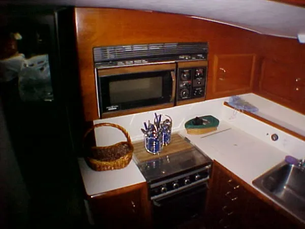 Slide: The Image of Ocean Yachts Supersport-1985 TRADES OK 1985 - 5