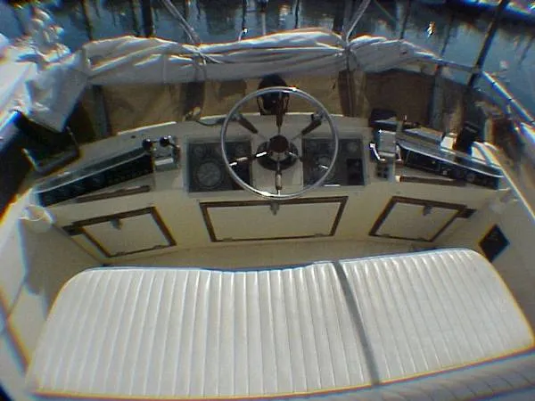 Slide: The Image of Phoenix Bass Boat 1984 29 CONVERTIBLE 1984 - 2