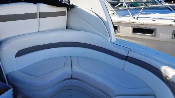 Slide: The Image of Sea Ray 320 Sundancer 2003 - 10