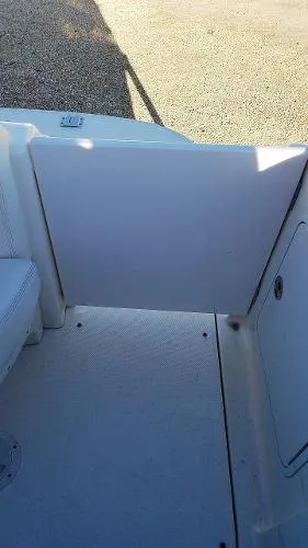 Slide: The Image of Sea Ray 320 Sundancer 2003 - 5