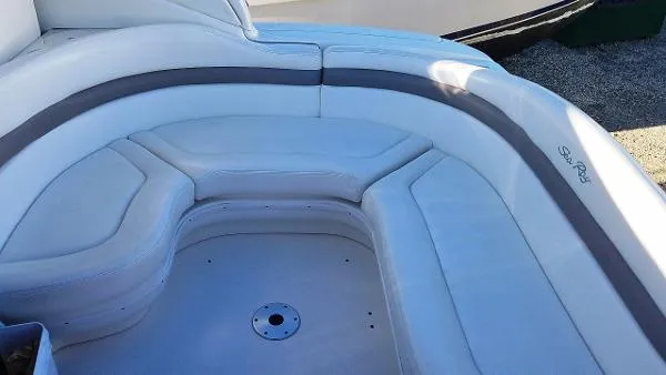Slide: The Image of Sea Ray 320 Sundancer 2003 - 9