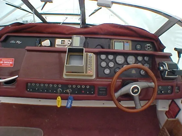 Slide: The Image of Sea Ray 310 SUNDANCER-1990 1990 - 2