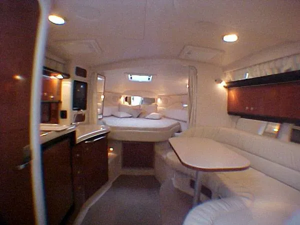 Slide: The Image of Sea Ray Sundancer 2002 - 3
