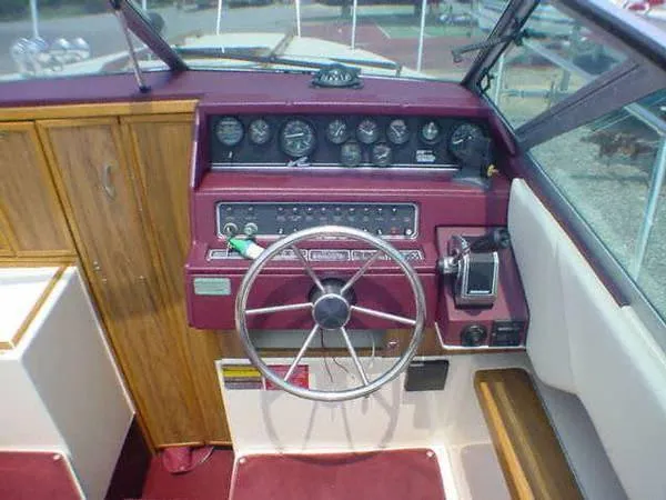Slide: The Image of Sea Ray 1988 250 Cuddy 1988 - 5