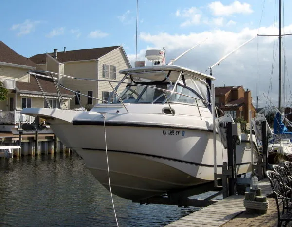 Slide: The Image of Boston Whaler 255 Conquest 2004 - 0